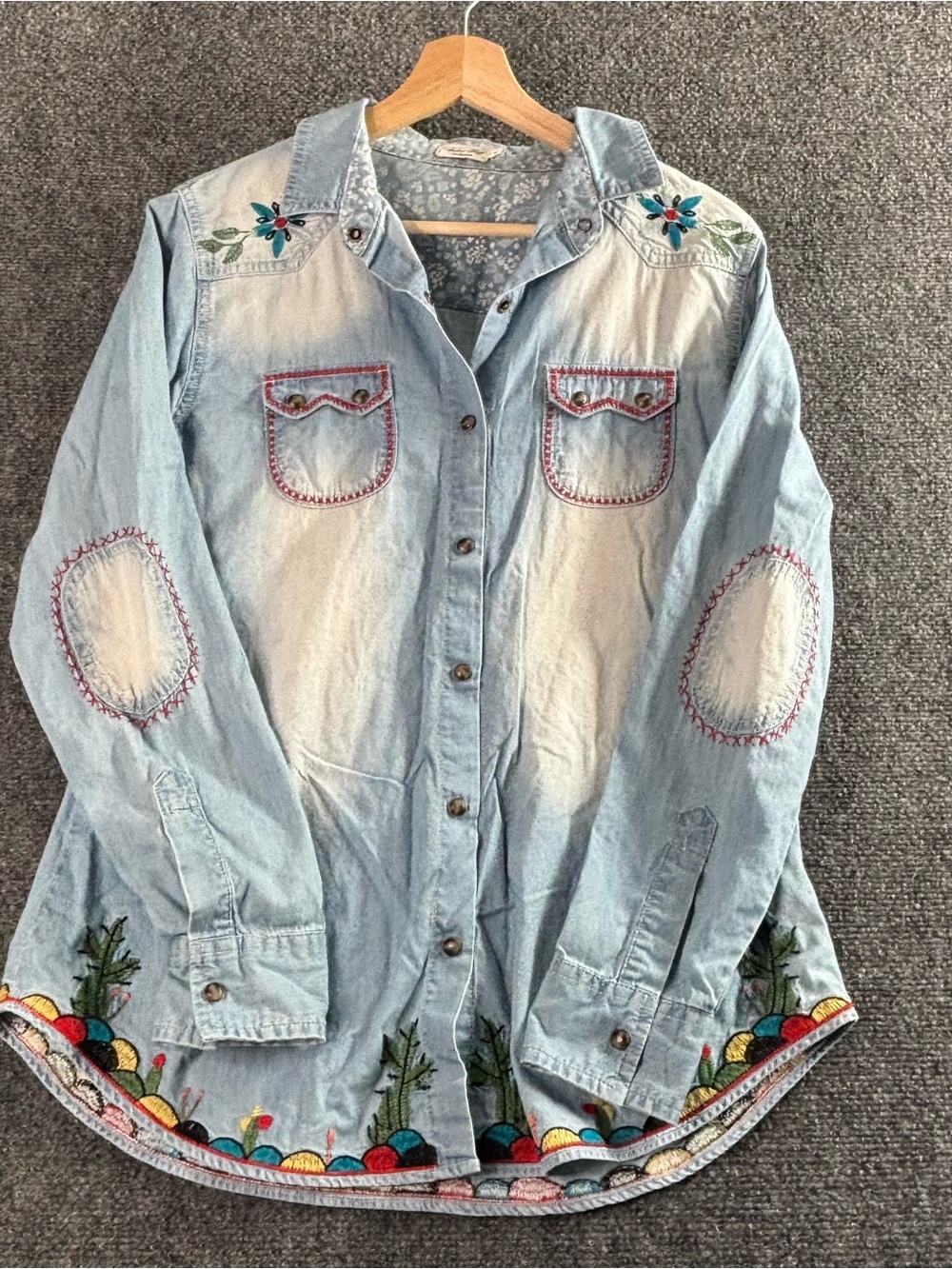 Tasha Polizzi Light Blue and White Floral Bandana Print Shirt
